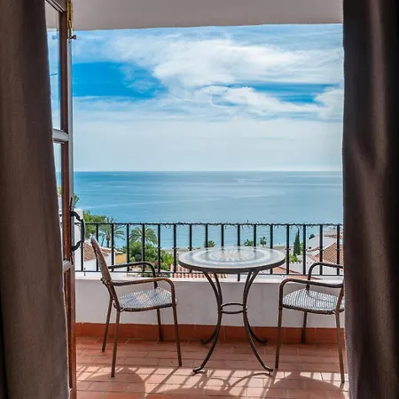 Capistrano Playa * Nerja